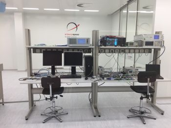 micro-elektronica in een cleanroom van Antwerp Space