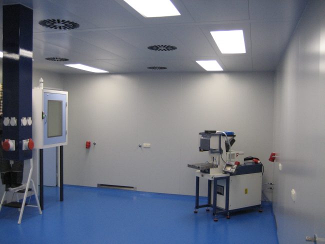 cleanroom_plafond_highcare_cleanrooms_16